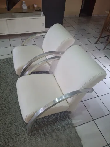 Poltronas brancas