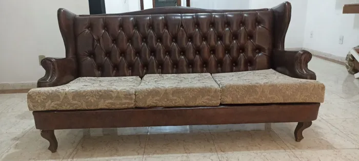 Sofá Chesterfield Clássico 3 Lugares - Estilo Vintage/Luxo