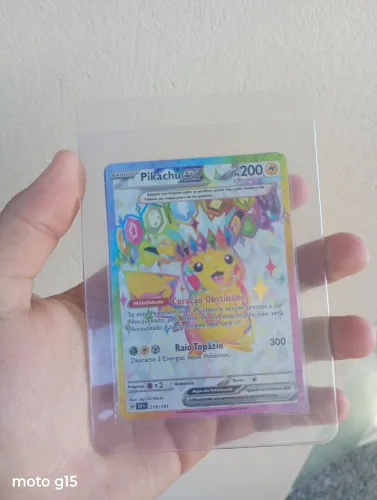 Vendo Pikachu EX, evoluções prismáticas