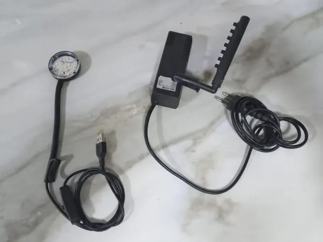 1 bomba 1 luminária de Led pra aquário