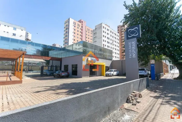 Imóvel Comercial para locação na Rua Prof. João Cândido, 930m² por R$ 30.000,00 - Centro -