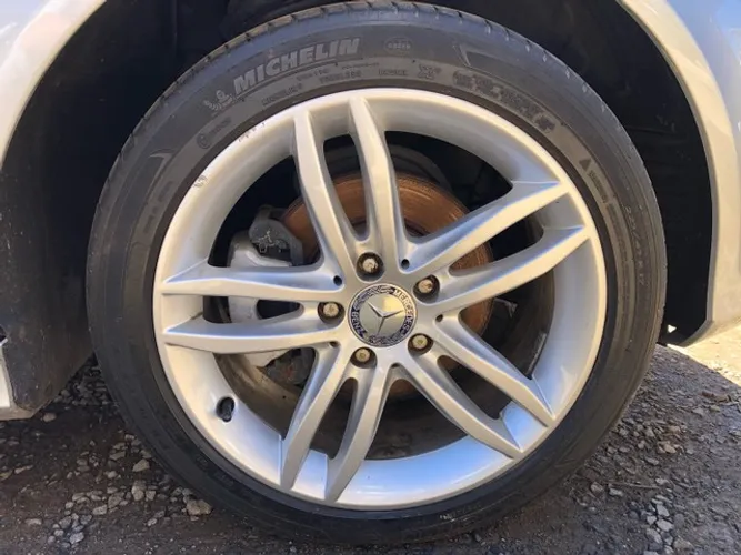 Rodas com pneus Mercedes c180 2012 original 