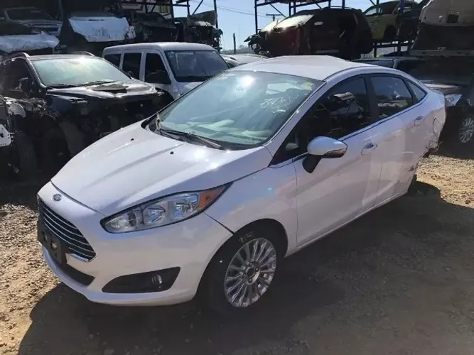 New Fiesta 1.6 Sedan 2016 Motor Farol Porta Lanterna Airbag Capo Retrovisor Sucata