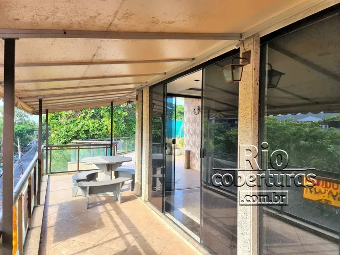 Cobertura à venda no Jardim Oceânico. Barra da Tijuca. Linear