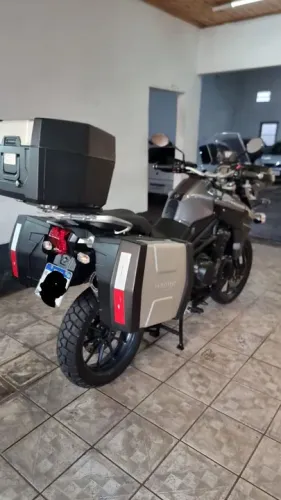 TRIUMPH TIGER EXPLORER 1200