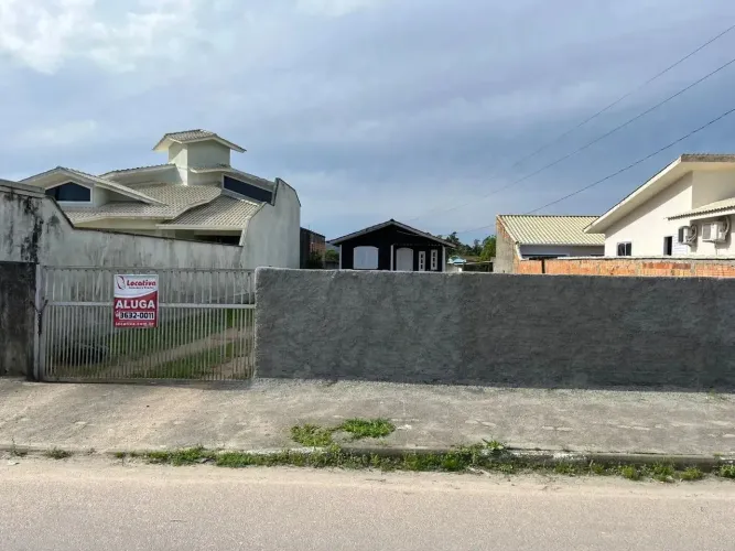 Imóvel para aluguel tem 49 metros quadrados com 2 quartos em Centro - Capivari de Baixo - 