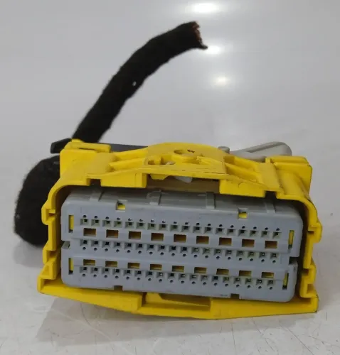 Plug Conector Airbag Cruze 2014     