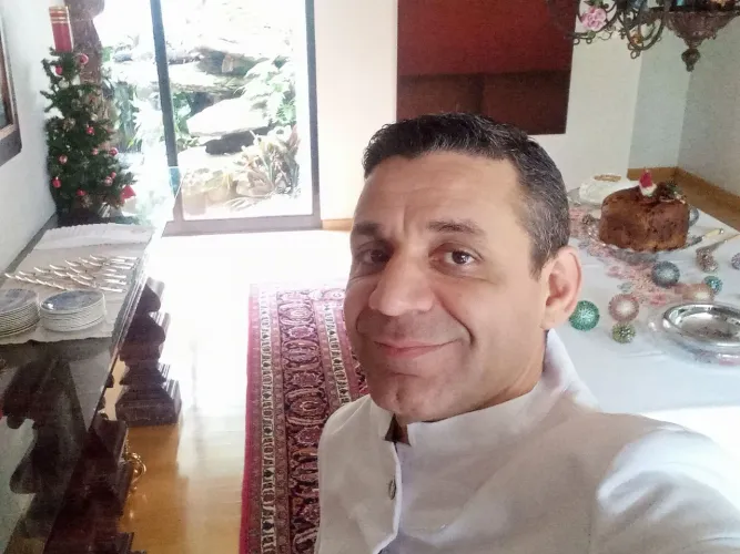 PROFESSOR DE DANÇA DE SALÃO 