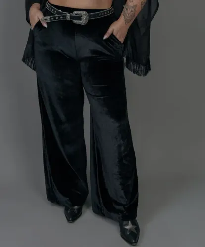 CALÇA PANTALONA VELUDO MOLHADO PRETO