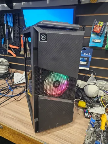 Computador gamer RGB