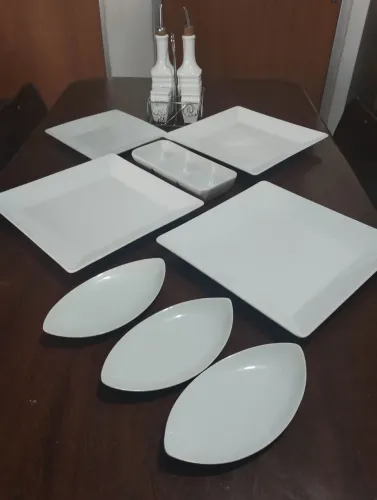 Lindo Kit porcelana branco 