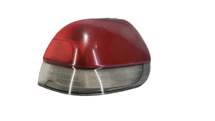 Lanterna traseira direita Subaru Legacy TW SW 95 a 98 c/ detalhe Leia