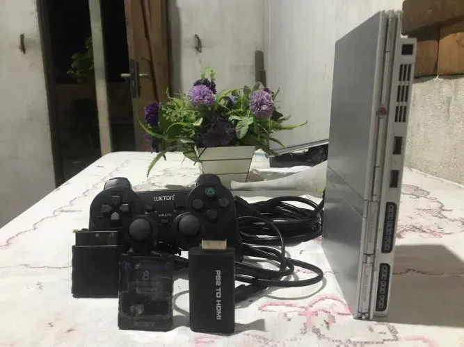 Ps2 em ótimo estado 380$