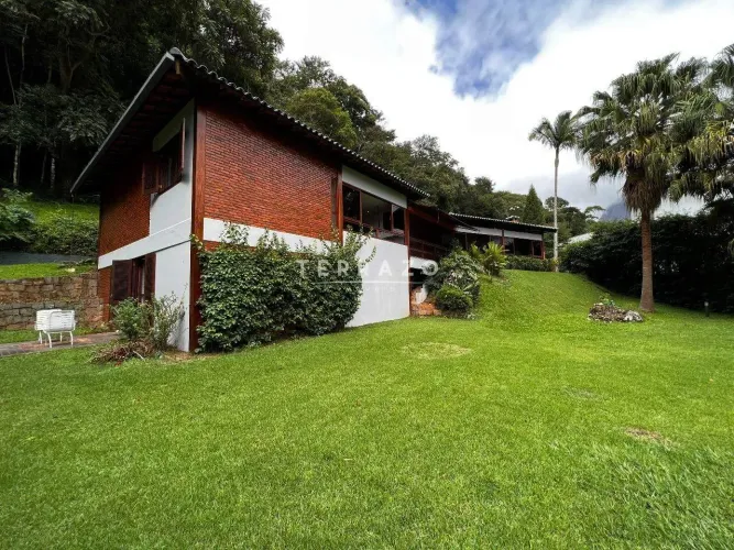 Casa em Condomínio à venda, 5 quartos, 5 suítes, 7 vagas, Quebra Frascos - Teresópolis/RJ