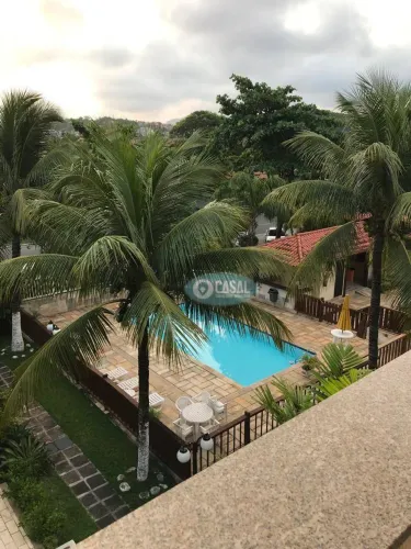Casa em Condomínio com 03 Quartos à Venda em Camboinhas!