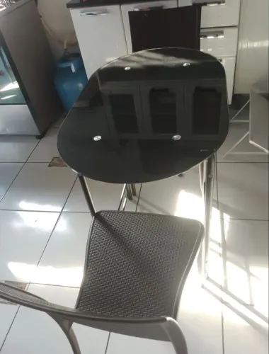Mesa janta para 2 pessoas (NÃO ACOMPANHA AS CADEIRAS))