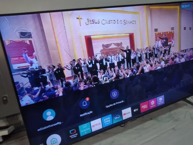 Smart TV Samsung 50 polegadas 4K comando de voz borda infinita * 