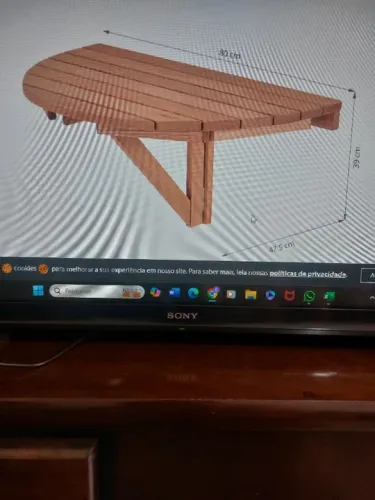 Mesa dobrável de madeira