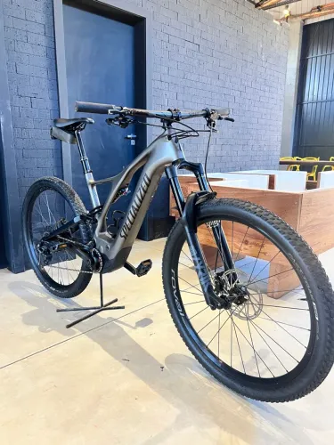 Specialized Turbo Levo Comp Carbon 2021 Tamanho L - TOP! Pouco uso + Extras - R$35.000
