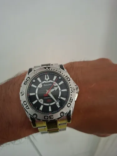 Relógio bulova precisionist