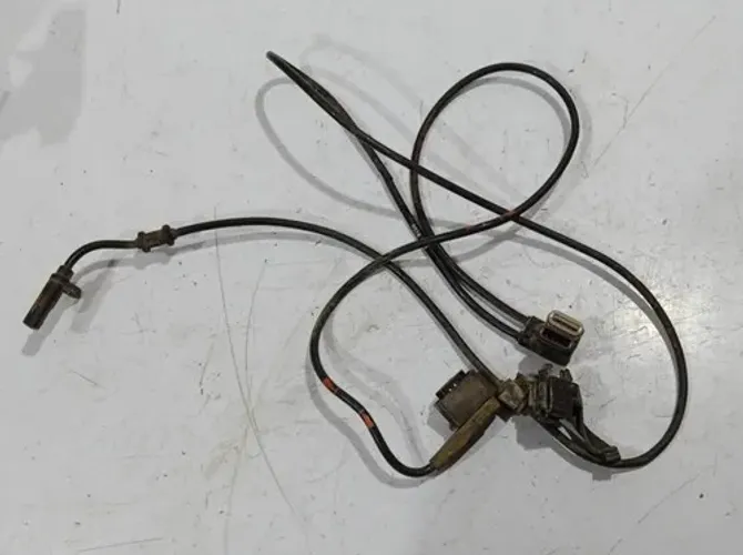 Sensor Abs Traseiro Esquerdo Mercedes C200 2008 A *
