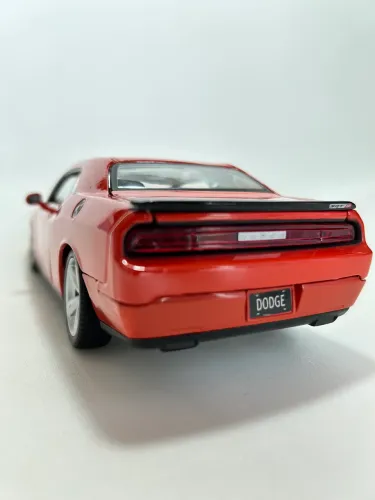 Miniatura Dodge Challenger SRT8 2008 Maisto Special Edition