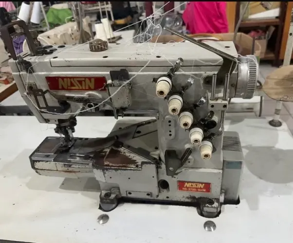 Máquina de Costura goleira