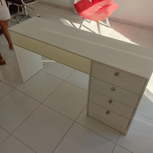 Mesa de manicure
