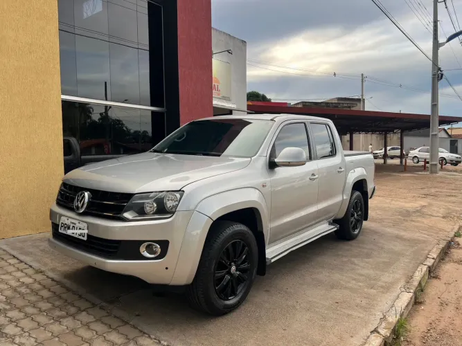 Volkswagen Amarok High.cd 2.0 16V TDI 4X4 Dies. AUT 2015