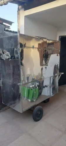 Carrinho de hot dog frituras e churrasqueira