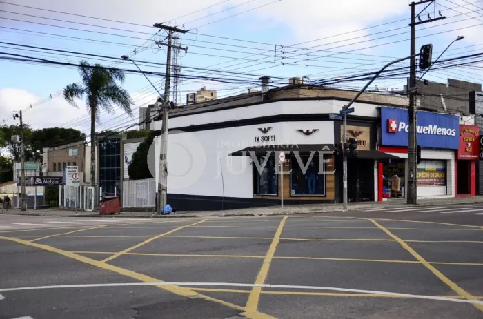 IMOBILIÁRIA JUVEVÊ VENDE IMOVEL COMERCIAL ESQUINA ERASTO GAERTNER ESTADOS UNIDOS POSTO IPI