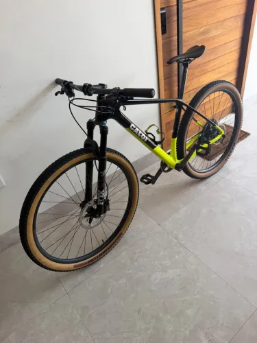 Caloi Carbon raicing