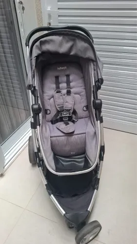 Carrinho de bebê Infanti SKY