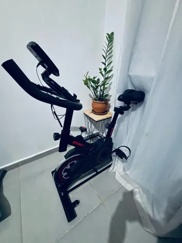 Bicicleta Ergonômica - 3 Meses de Uso