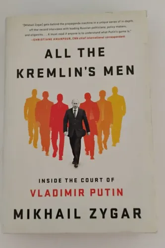 Livro All the Kremlin´s Men Mikhail Zygar em inglês