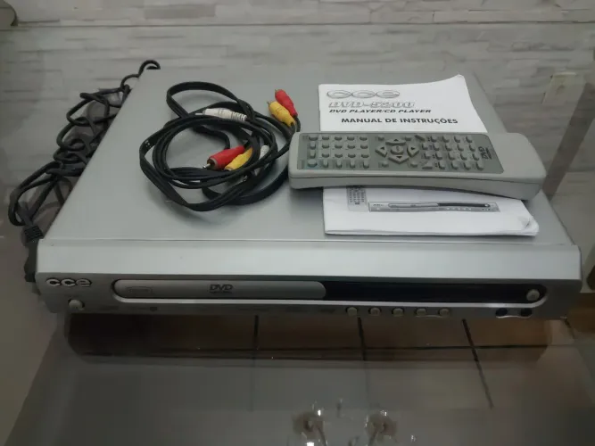 CCE DVD-5200 com karaokê