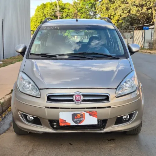 Fiat Idea Attractive 1.4 Fire Flex 8V 5P 2015