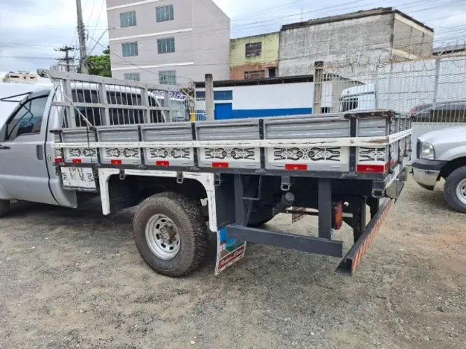 Carroceria Ford F350 R$ 5.000,00