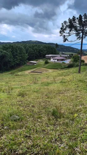 SÍTIO À VENDA EM Alfredo Wagner - TRANQUILIDADE, VISTA E QUALIDADE DE VIDA!