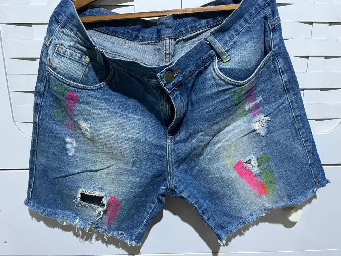 Shorts jeans 10,00 CADA