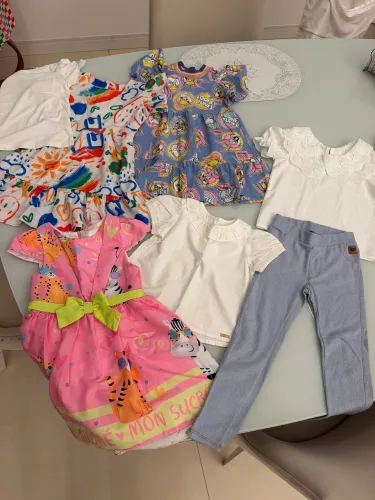 Roupa menina