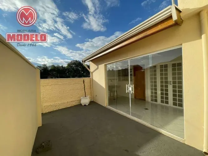 Casa com 2 dormitórios para alugar, 80 m² por R$ 1.000,00/mês - Santa Terezinha - Piracica