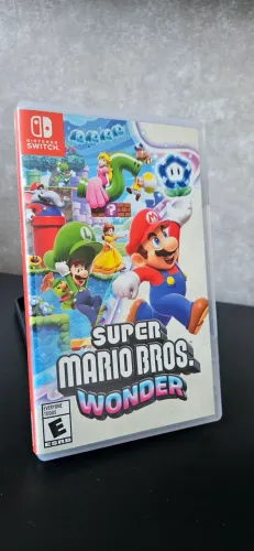 Super Mario Bros. Wonder - Nintendo Switch (Mídia Física)