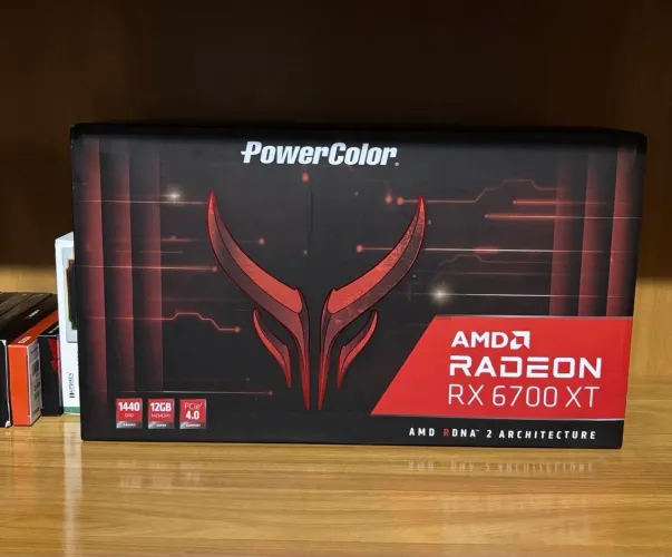 RX 6700XT 12GB SEM DETALHES