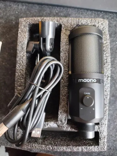 Microfone Maono AU-PM461RGB