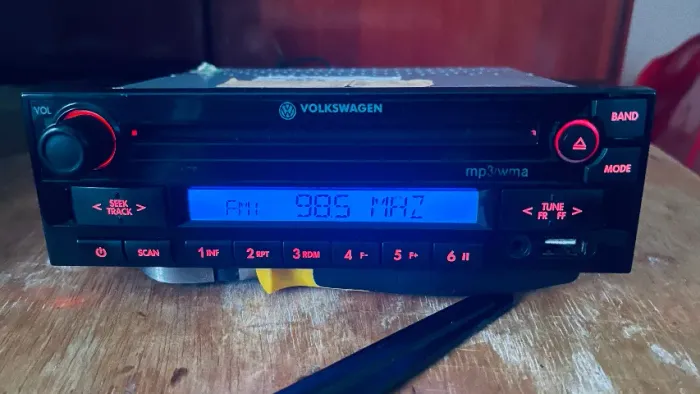 Rádio Cd Player Usb Mp3 - Clarion - Volkswagen Original - Bluetooth no Auxiliar