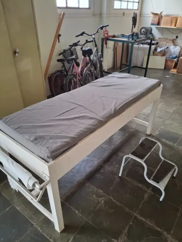 cama de exame ou massagem
