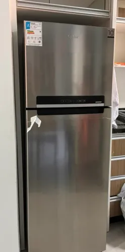 Geladeira midea