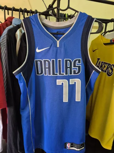 Jersey Dallas Mavericks 77 Doncic