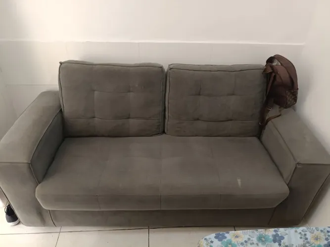 Vendo esse sofá de 3 lugares